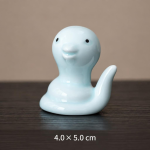 Blauweißes Teetier aus Porzellan — Schwan