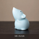 Blauweißes Teetier aus Porzellan — Sitzender Fuchs
