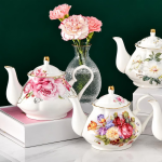 Blumenteekanne aus Keramik mit 900 ml