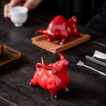 Chinesische Katzenfigur Ochse aus Keramik