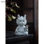 Chinesische Keramikfigur mit Fabelwesen