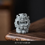 Chinesische Löwenfigur aus Stein