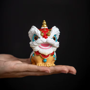 Chinesische Löwenfiguren aus Kunstharz im Duo
