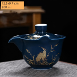 Chinesischer Gaiwan aus Porzellan mit Golddekor — Nachtblauer Ausguss, Vogel im Gras