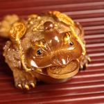 Chinesisches Tea Pet aus Kunstharz mit Farbwechsel