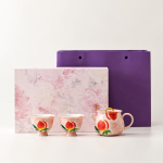 Chinesisches Tee-Set aus Keramik mit Pfirsichmotiv