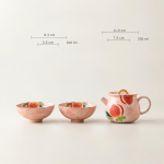 Chinesisches Tee-Set aus Keramik mit Pfirsichmotiv — Tee-Set mit ausgestellten Schalen