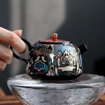 Chinesisches Teeservice aus Porzellan mit Emailldekor