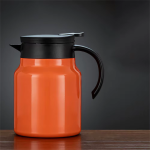 Edelstahl-Teekanne mit herausnehmbarem Sieb — Orange