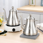 Edelstahl-Teekanne mit Teesieb, 1,5 L