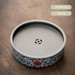 Gaiwan aus Porzellan mit Blumen oder Fruchtdekor — Runde Schale mit Blumenmotiv