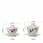 Gaiwan aus Porzellan mit handgemaltem Pandamotiv