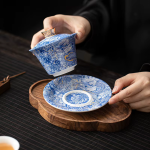 Gaiwan aus Porzellan mit Untertasse