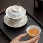 Handbemalter Gaiwan aus Porzellan, 165 ml