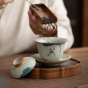 Porzellan-Gaiwan mit Craquelé-Dekor