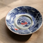 Porzellan-Gaiwan mit Fischmotiv