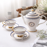 Sophia Teeservice aus Knochenporzellan — Teekanne und 2 Tassen