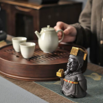 Tea Pet aus Harz mit farbwechselndem Gesicht