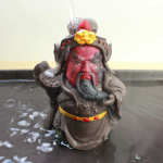 Tea Pet aus Harz mit farbwechselndem Gesicht — Leuchtend rotes Gesicht