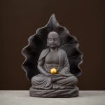 Tea Pet Buddha mit Teesieb aus violettem Ton — Dunkelgrau und Gold