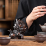 Tea Pet Chinesisches Einhorn aus Keramik