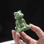 Tea Pet Frosch aus Seladonkeramik