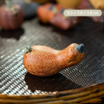 Tea Pet Frosch aus Yixing-Ton mit Fruchtformen — Längliche ockerfarbene Form mit Sprenkeln