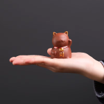 Tea Pet Glückskatze aus violettem Ton