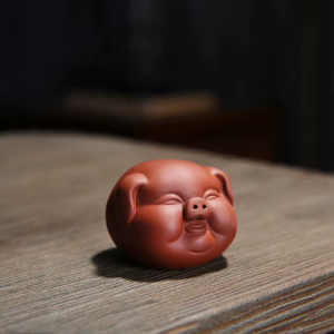 Tea Pet Glücksschwein aus Keramik — Terrakotta