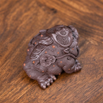 Tea Pet Goldkröte aus Zisha-Ton in 3 Farben