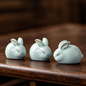 Tea Pet Hase aus glasierter Keramik