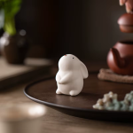 Tea Pet Hase aus glatter Keramik