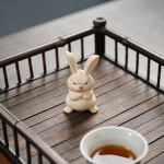 Tea Pet Hase aus Yixing-Ton (Zisha), 8,4 cm