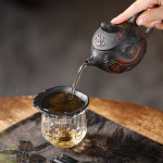 Tea Pet Krabbe als Teefilter aus Keramik
