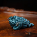 Tea Pet Kröte aus violettem Ton, handgefertigt