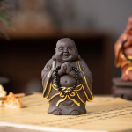 Tea Pet Lachender Buddha mit schwarzer Gebetskette