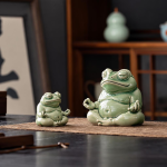 Tea Pet Meditierender Frosch aus glasierter Keramik