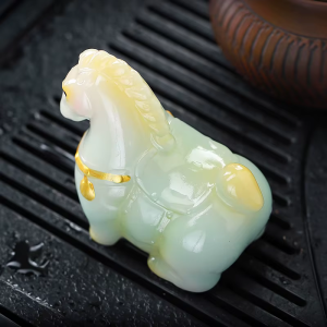 Tea Pet Pferd aus Kunstharz mit Farbwechsel und Geschenkbox