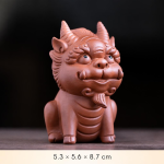 Tea Pet Pixiu aus violettem Ton — Auf allen vieren, rosébraun