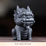 Tea Pet Pixiu aus violettem Ton — Auf allen vieren, schiefergrau