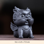 Tea Pet Pixiu aus violettem Ton — Geflügelt ohne Schale, schiefergrau