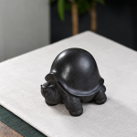 Tea Pet Schildkröte aus Yixing-Ton, handgeschnitzt