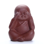 Tea Pet Sitzender Mönch aus Keramik