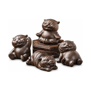 Tea Pet Tiger aus violettem Ton in vier Haltungen