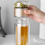 Teeflasche mit Teefilter aus Borosilikatglas