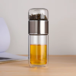 Teeflasche mit Teefilter aus Borosilikatglas — Silber