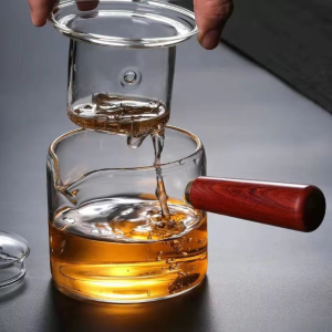 Teekanne aus Borosilikatglas mit herausnehmbarem Sieb