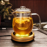 Teekanne aus Glas mit Siebeinsatz aus Borosilikatglas