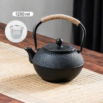 Teekanne aus Gusseisen, Teetasse und Untersetzer — Teekanne 1.200 ml