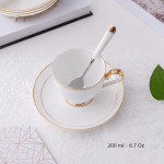 Teeservice aus Bone China mit Goldrand — 1 Kaffeetasse 200 ml